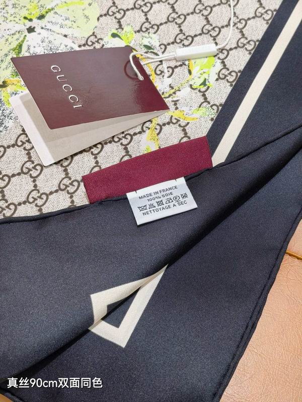 Gucci silk Scarf 90X90cm E07 (13)