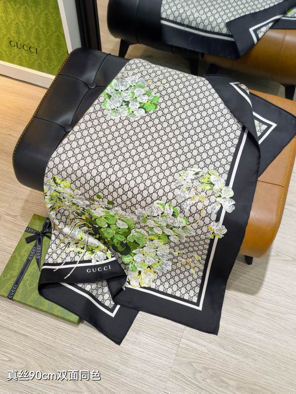 Gucci silk Scarf 90X90cm E07 (16)
