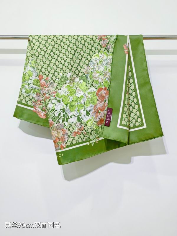Gucci silk Scarf 90X90cm E07 (21)