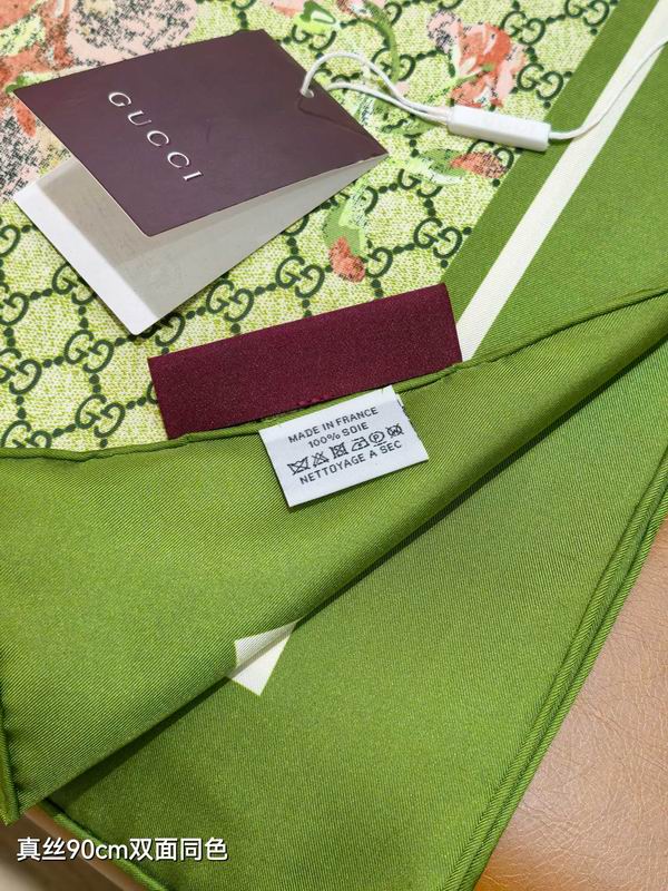 Gucci silk Scarf 90X90cm E07 (22)