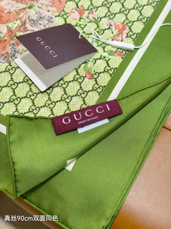 Gucci silk Scarf 90X90cm E07 (23)