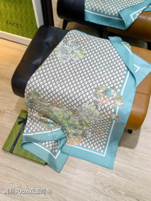 Gucci silk Scarf 90X90cm E07 (7)