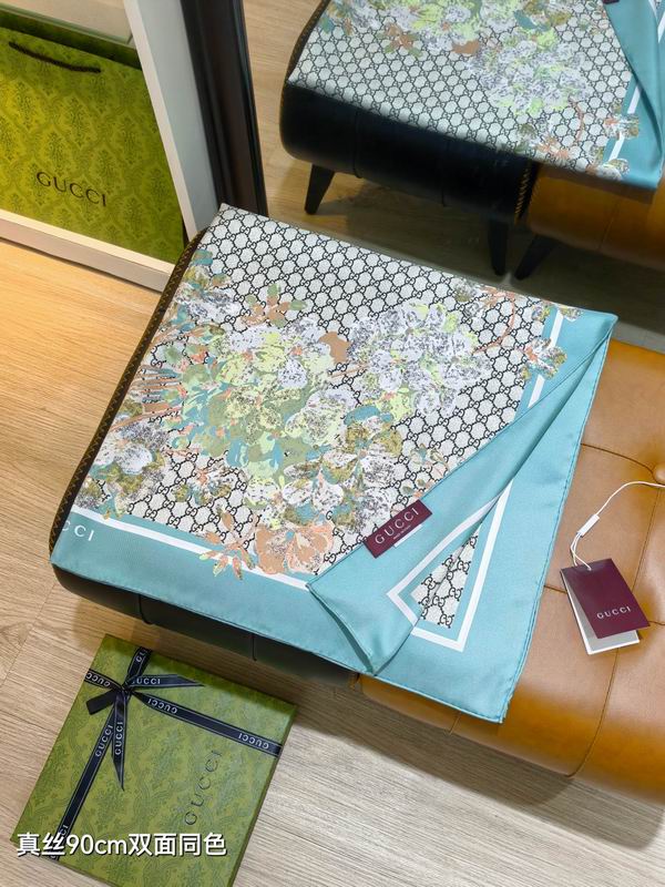 Gucci silk Scarf 90X90cm E07 (8)