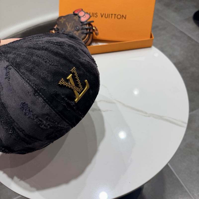 LV Beret (136)