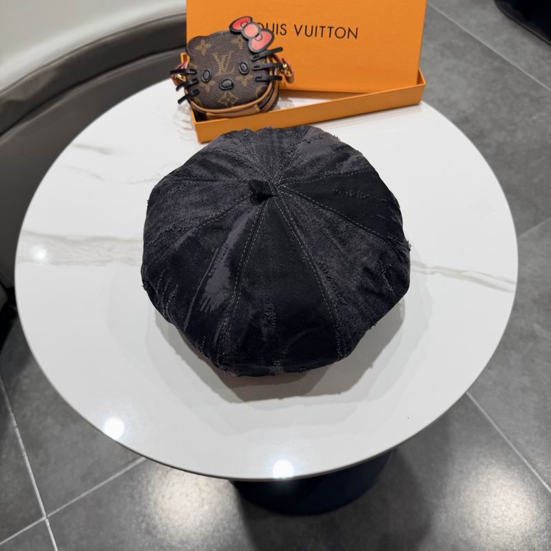 LV Beret (137)