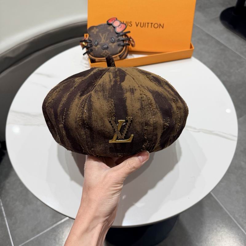LV Beret (142)