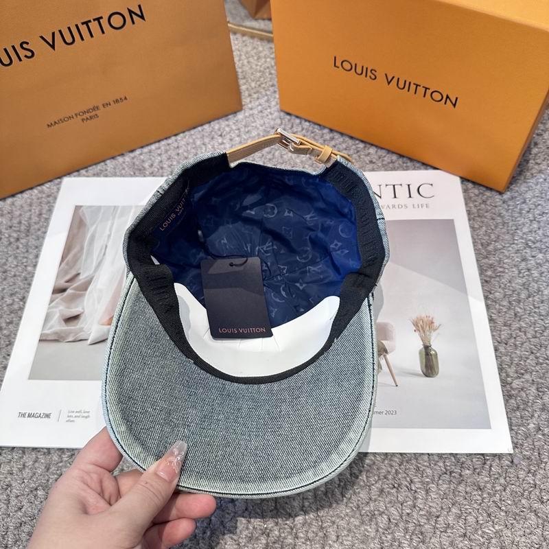 LV Cap (3465)