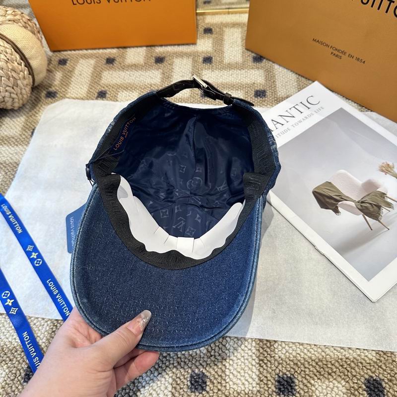LV Cap (3482)