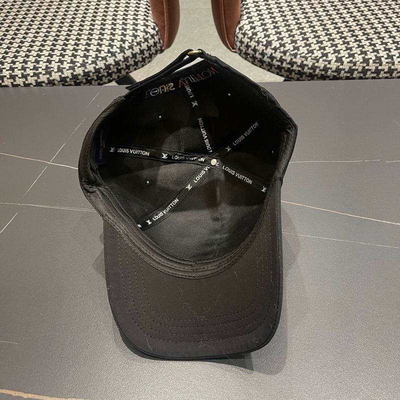 LV Cap (3721)