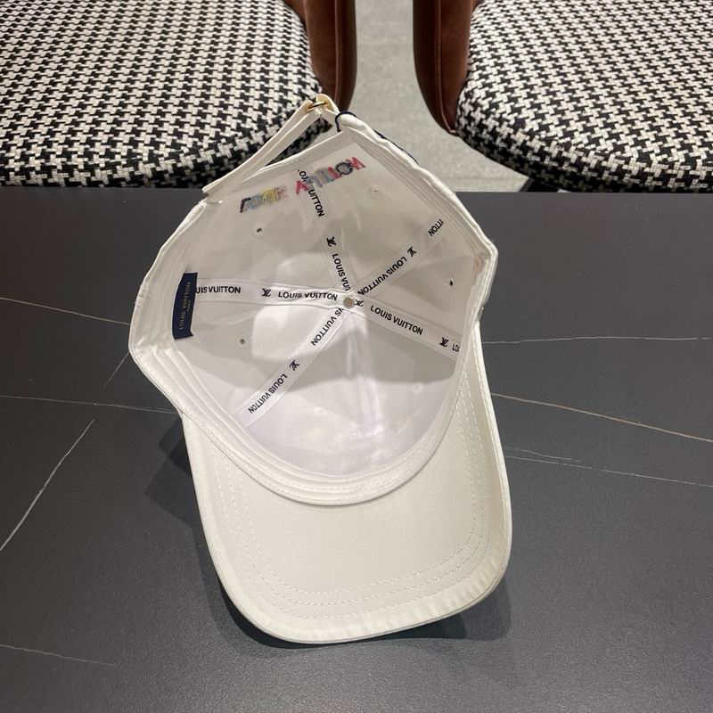 LV Cap (3743)
