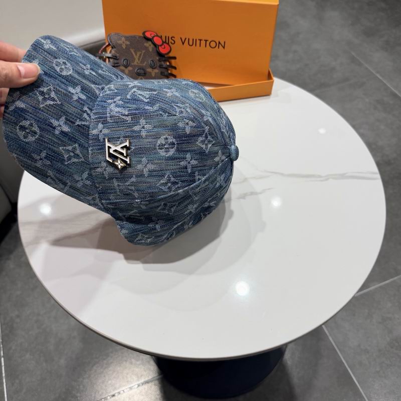 LV Cap (570)