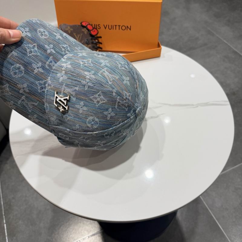 LV Cap (579)