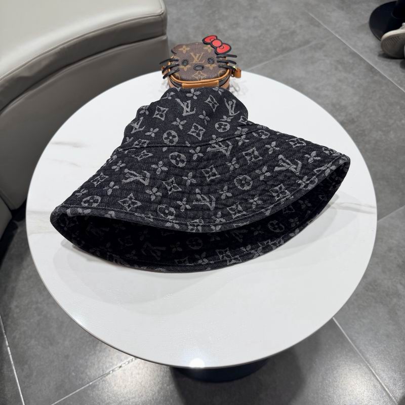 LV Hat (1047)