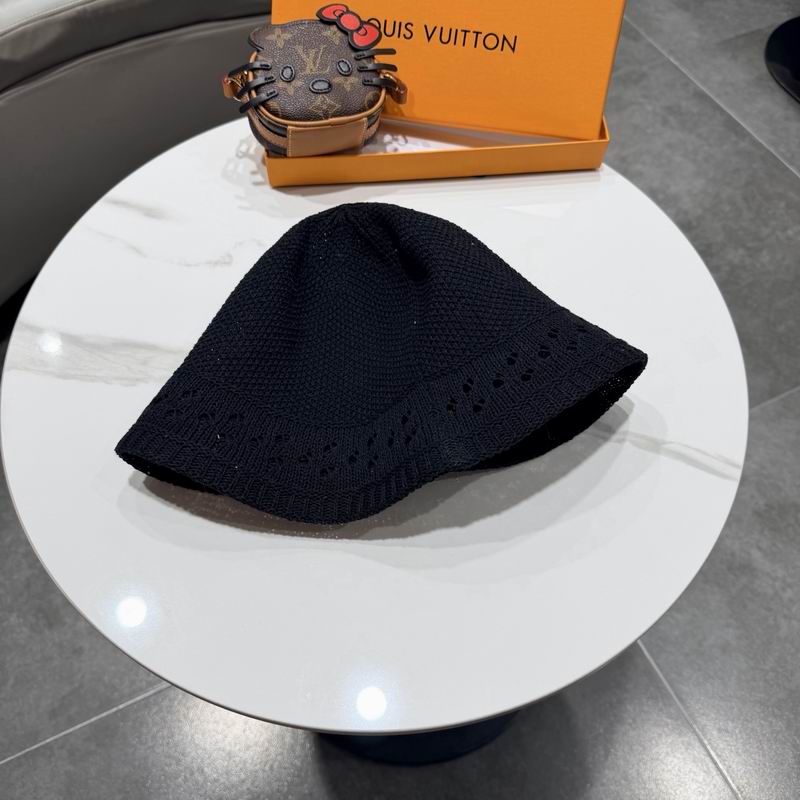 LV Hat (1074)