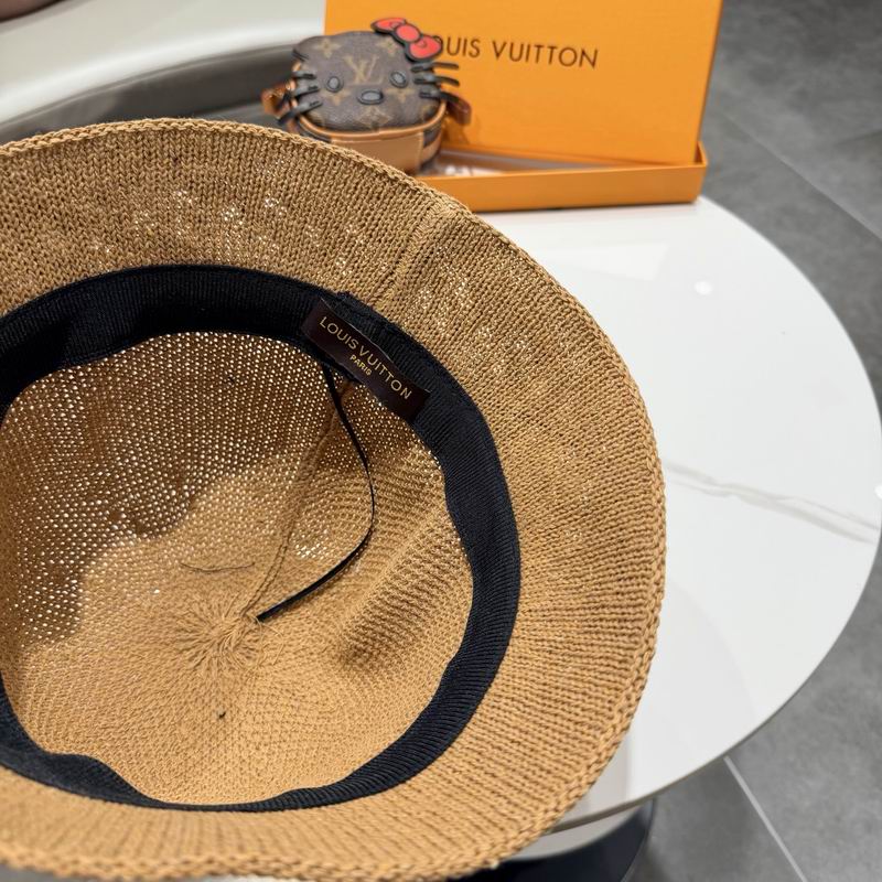 LV Hat (1076)