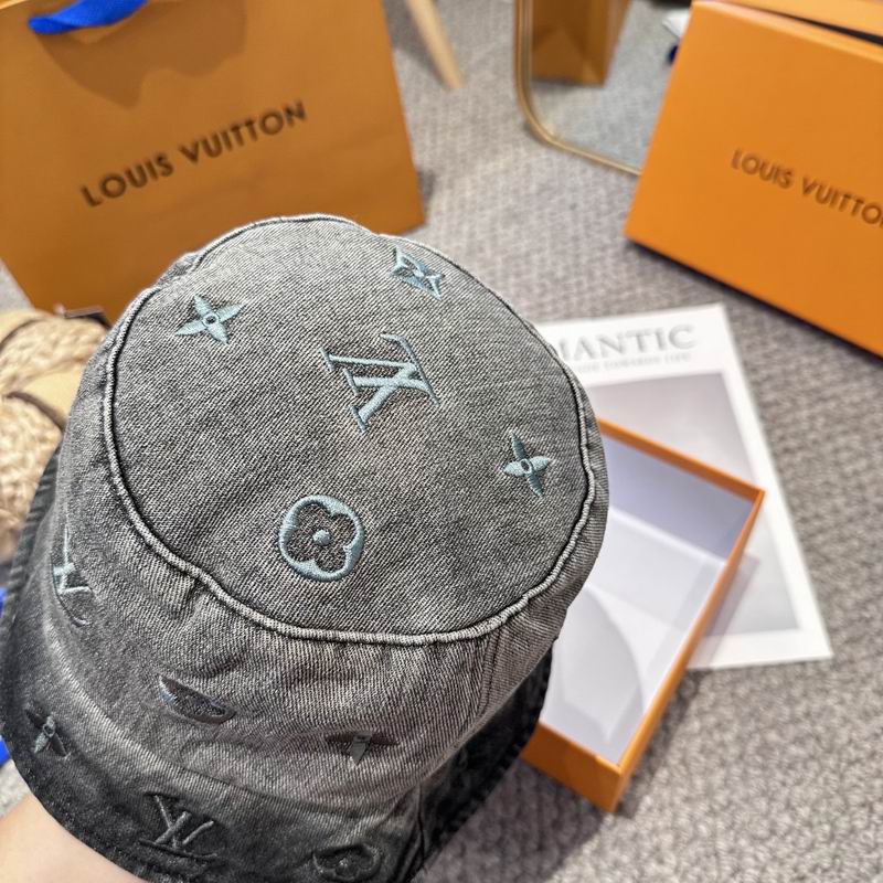 LV Hat (1709)