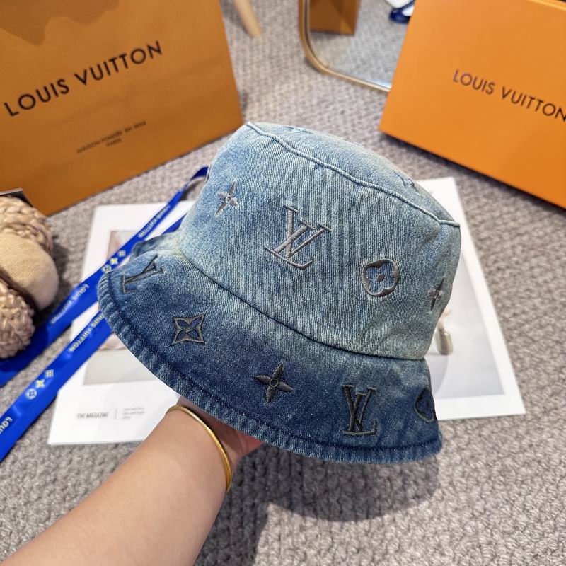 LV Hat (1723)