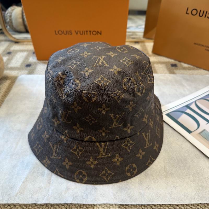 LV Hat (1751)