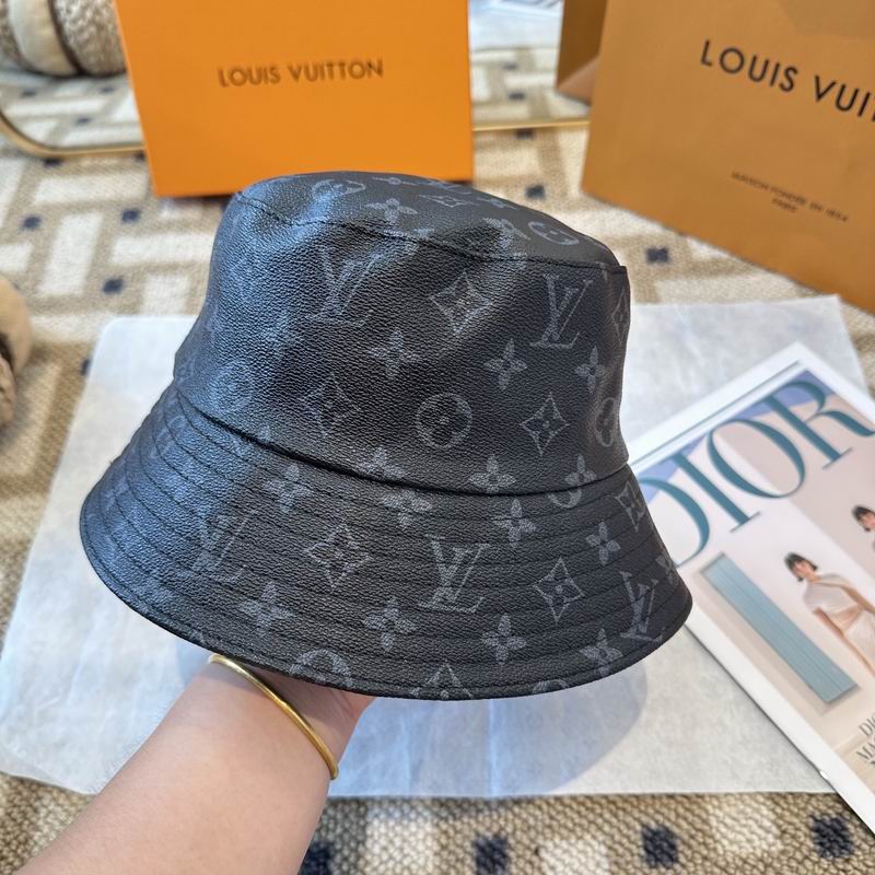 LV Hat (1761)