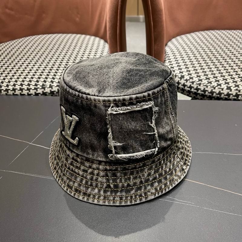 LV Hat (1904)