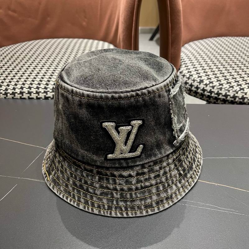 LV Hat (1909)
