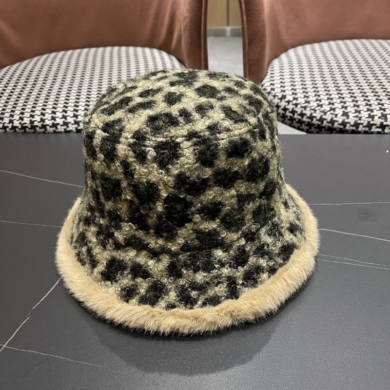 LV Hat (202)