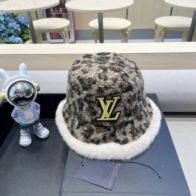 LV Hat (2317)