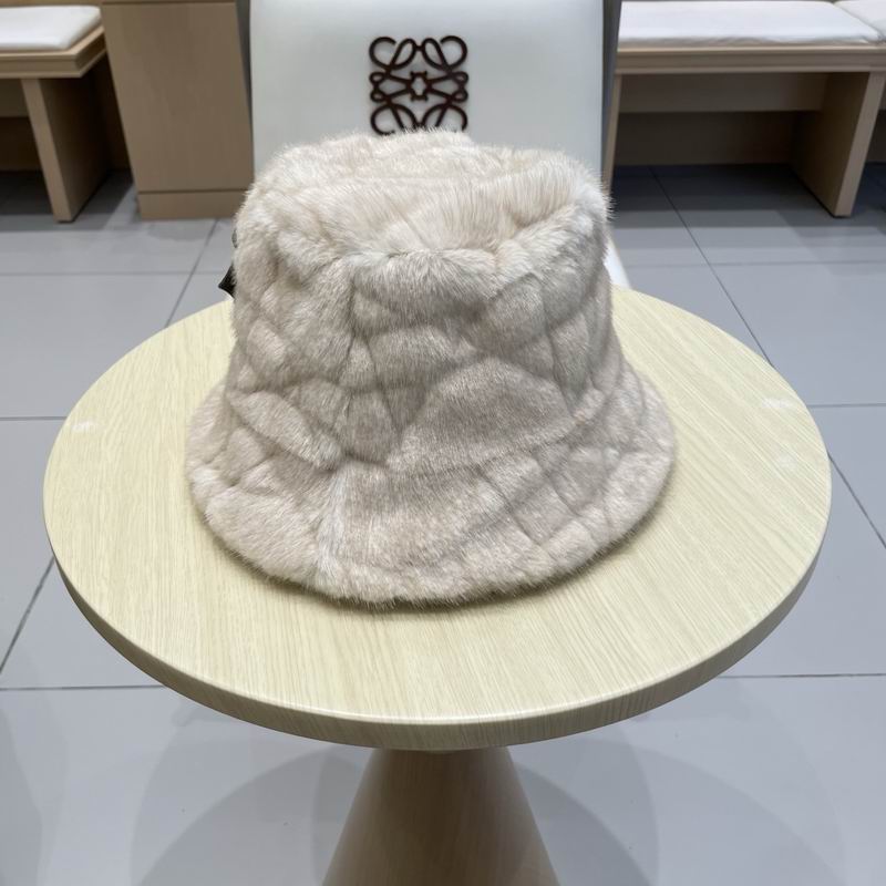LV Hat (2412)