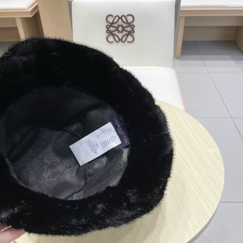 LV Hat (2414)