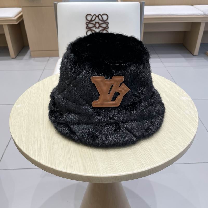 LV Hat (2422)