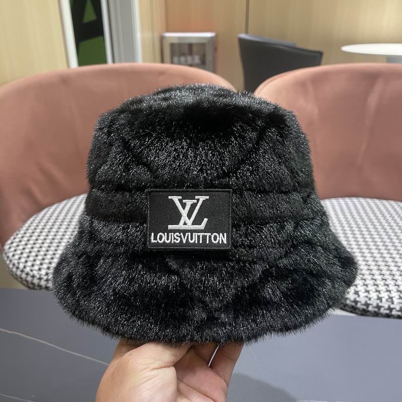 LV Hat (2516)
