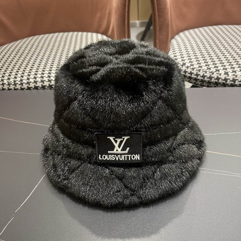 LV Hat (2523)