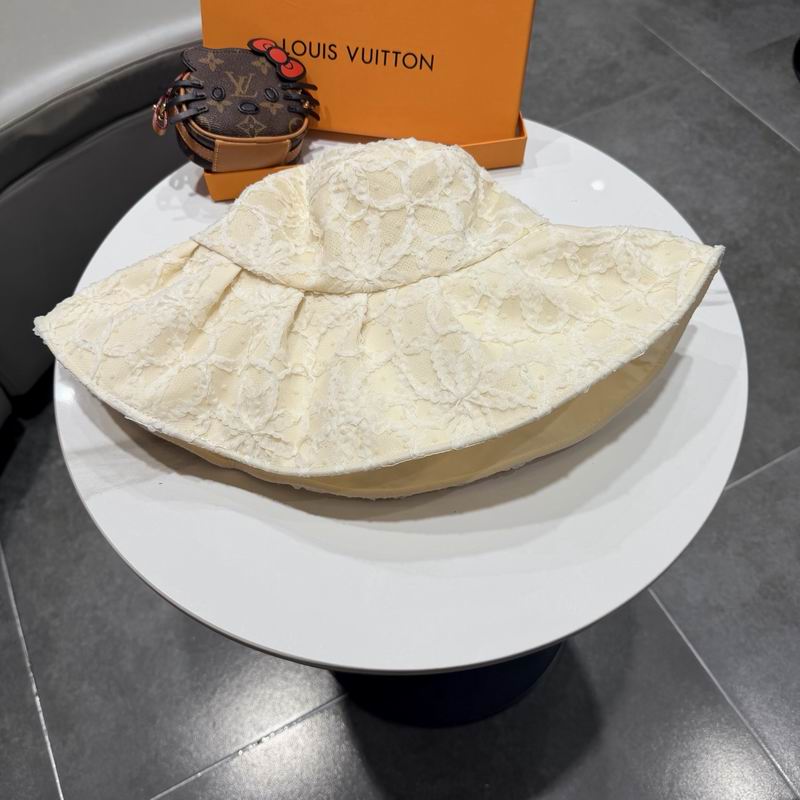 LV Hat (456)