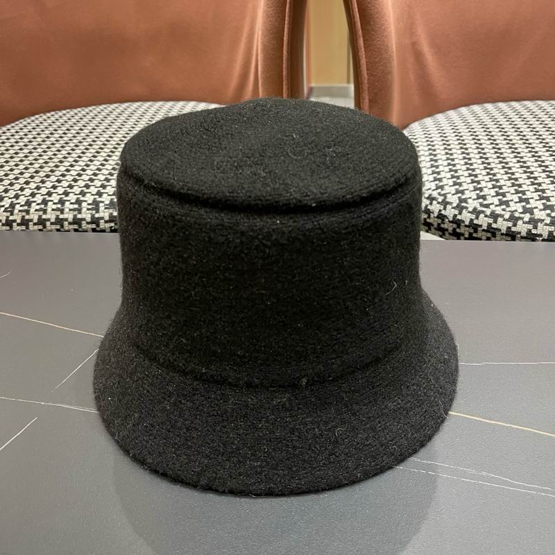 LV Hat (610)