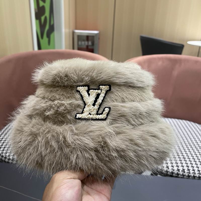 LV Hat (877)