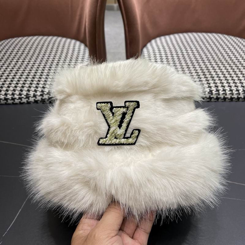 LV Hat (889)
