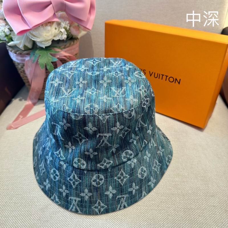 LV Hat (944)