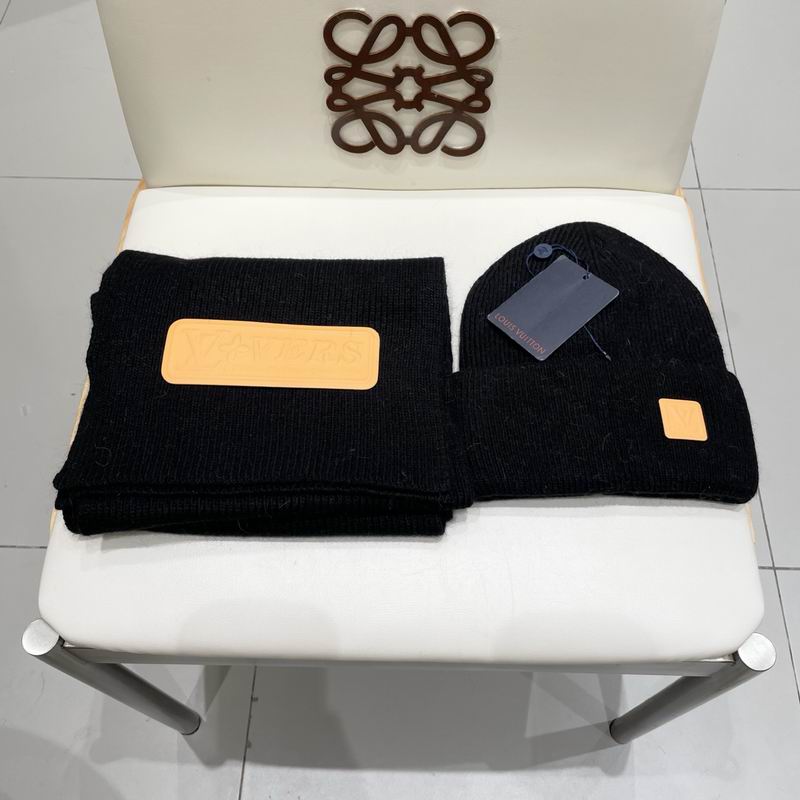 LV Scarf Hat (290)