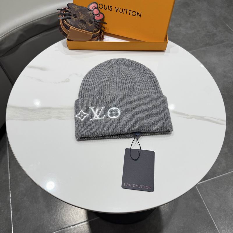 LV hat (1501)
