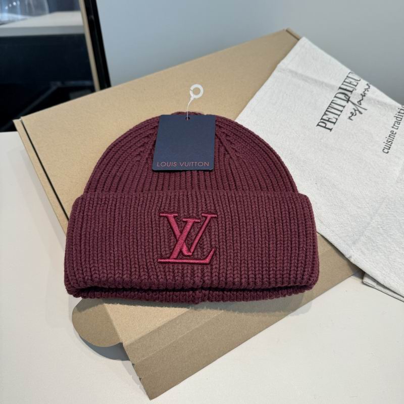 LV hat (2017)