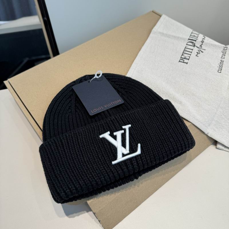 LV hat (2060)