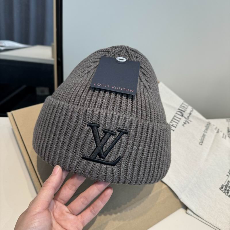 LV hat (2074)