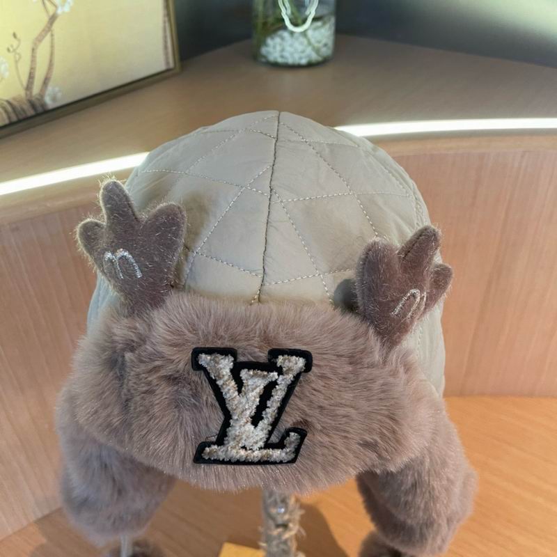 LV hat (229)