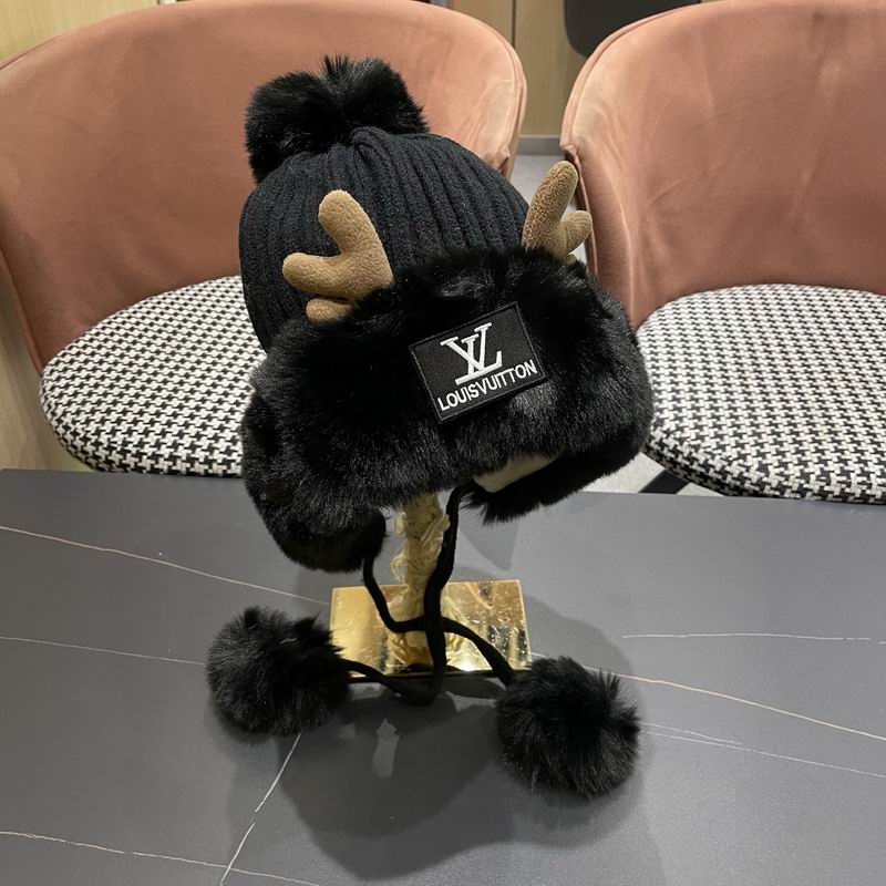 LV hat (2418)