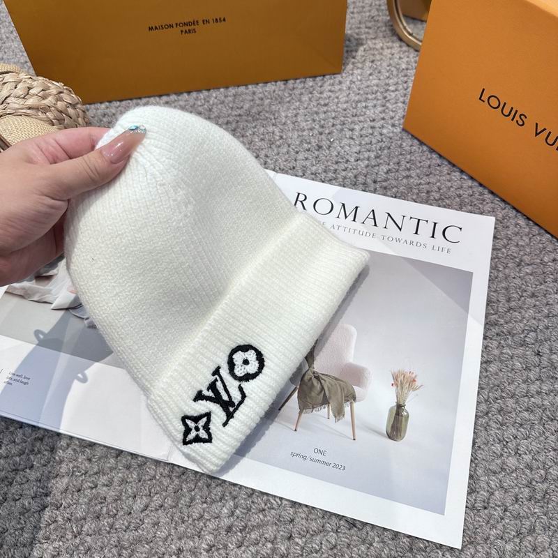 LV hat (2508)