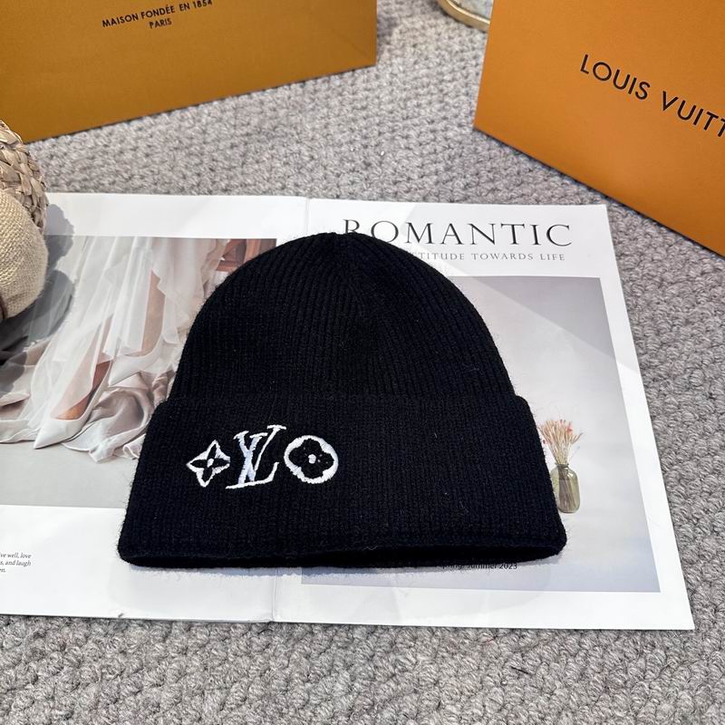 LV hat (2518)