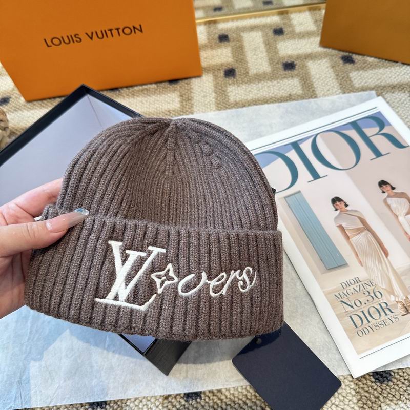 LV hat (2566)