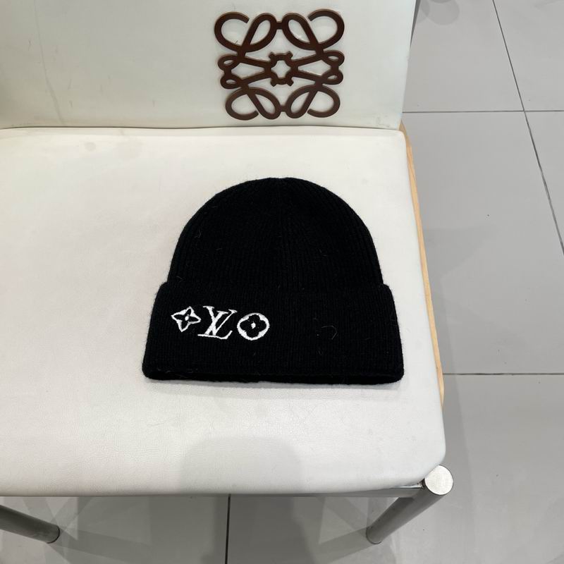 LV hat (3056)