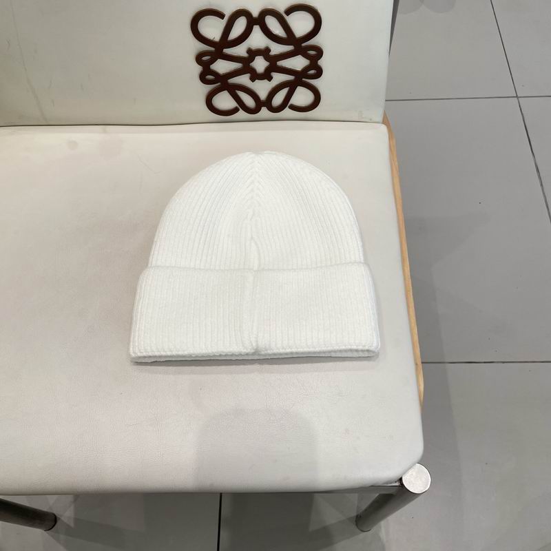 LV hat (3067)