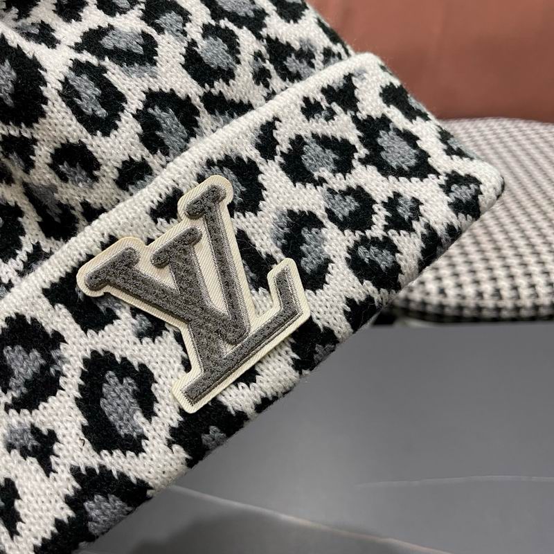 LV hat (3506)